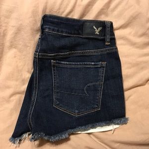 Mid-high rise denim shorts